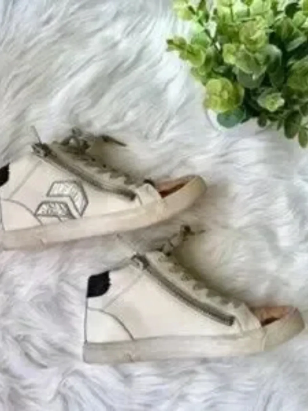 Dolce Vita Size 7.5 Metallic High Top Sneakers Chic‎ Leather Street Style